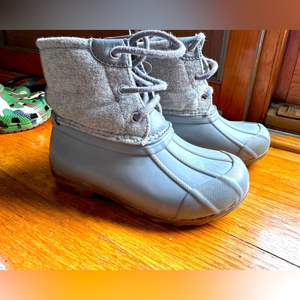 Sperry port boot toddler rain shoe snow size C10 grey used great condition